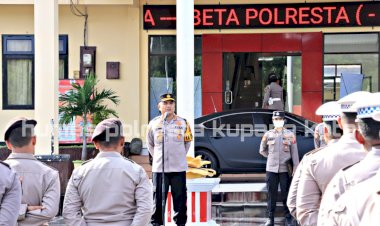 Penekanan-Kapolresta-Kombes-Aldinan-Manurung,-Anggota-Selalu-Siap-Melayani-Masyarakat,-Dalam-Kondisi-Apa-Pun