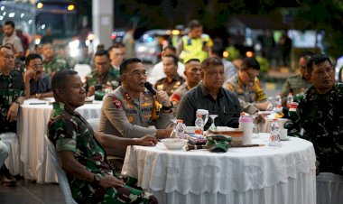 Kapolda-NTT-Cek-Langsung-Kesiapan-Jajaran-Dalam-Pengamanan-Malam-Takbiran