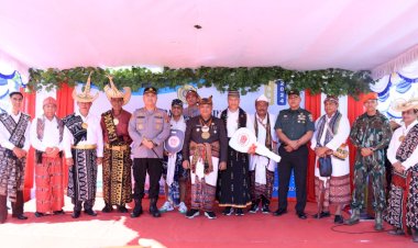 Kapolresta-Kombes-Aldinan-Manurung-Hadiri-Upacara-Peringatan-HUT-dan-Hari-Jadi-Kota-Kupang-Tahun-2024