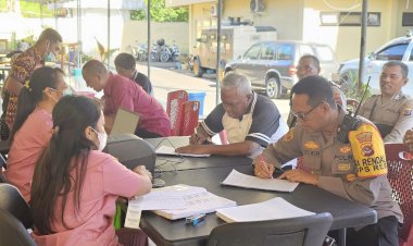 Biddokkes-Polda-NTT-Periksa-Kesehatan-Personel-Polresta-Kupang-Kota