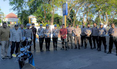 Sholat-Idul-Adha-1445-H-di-Kota-Kupang,-Polresta-Libatkan-Ratusan-Personel-Pengamanan