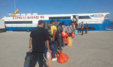 Polsubsektor-Pelabuhan-Tenau-Pengamanan-Embarkasi-Penumpang-Kapal-Tujuan-Pulau-Rote