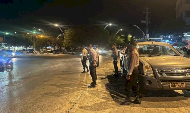 Patroli-Malam-Sat-Samapta,-Cegah-Gangguan-Kamtibmas-di-Kota-Kupang