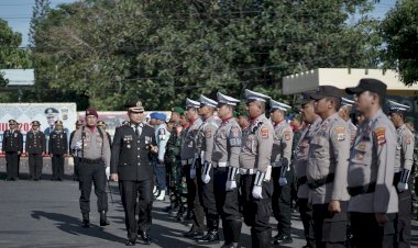 Kapolresta-Kupang-Kota-Pimpin-Upacara-Peringatan-Hari-Bhayangkara-ke-78-Tahun-2024