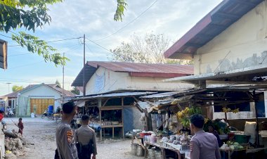Cegah-Aksi-Perjudian,-Samapta-Polresta-Kupang-Kota-Patroli-ke-Pasar-Tradisional