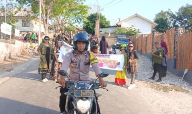Bhabinkamtibmas-Kelurahan-NBS-Kawal-dan-Amankan-Jalannya-Parade-Budaya
