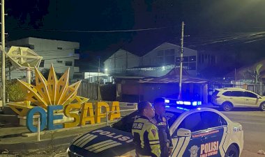 Patroli-“Lampu-Biru”-Polresta-Kupang-Kota,-Antisipasi-Pelanggaran-Lalu-Lintas-di-Malam-Hari