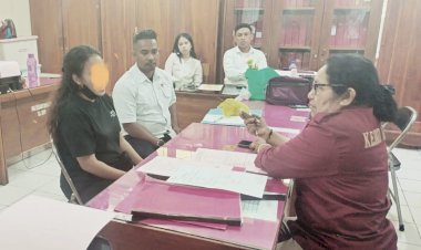 Penyidik-Satreskrim-Polresta-Kupang-Kota-Limpahkan-Tersangka-Penikaman-Terhadap-Saudaranya-Sendiri