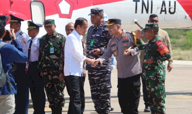 Kapolresta-Kupang-Kota-Sambut-Kedatangan-Presiden-Jokowi,-Usai-Kunker-di-TTS-dan-TTU