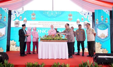 Ground-Breaking-Masjid-SMA-Kemala-Taruna-Bhayangkara,-Irjen-Pol-Dedi-Prasetyo:-Kontribusi-Polri-Persiapkan-SDM-Unggul-Menuju-Indonesia-Emas-2045