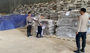 Polresta-Kupang-Kota-Lakukan-Pengamanan-Gudang-Logistik-Pilkada-2024