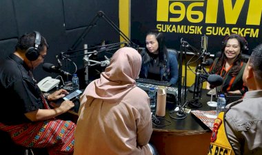 Hadir-Talk-Show-di-Radio-SKFM,-Kapolresta-Aldinan-Manurung:-Saring-Sebelum-Sharing-Informasi-yang-Didapat