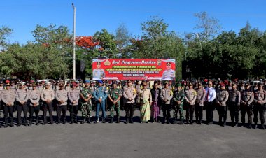 Polresta-Kupang-Kota-Serpas-Anggota-Pengamanan-TPS-Pilkada-2024