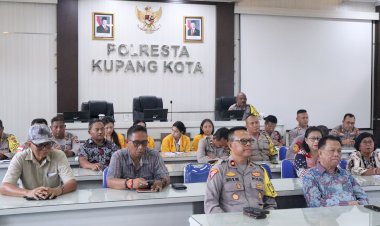 Libatkan-Toga,-Tomas-dan-Mahasiswa-Polresta-Kupang-Kota-Ikuti-Dialog-Publik-Penguatan-Internal-Polri.