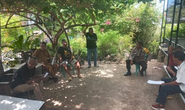 Patroli-Dialogis,-Bhabinkamtibmas-Sambang-Warga-dan-Sosialisasi-Program-Beyond-Trust-Presisi-Polri.