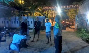 Cegah-Miras-dan-Prostitusi,-Bhabinkamtibmas-Liliba-Lakukan-Patroli