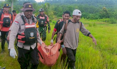 Tiga-Hari-Pencarian,-Polsek-Tasifeto-Timur-dan-Tim-Temukan-Jasad-Warga-yang-Hanyut-Terseret-Banjir