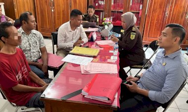 Gelapkan-Uang-Koperasi-Ratusan-Juta-untuk-Judi-Online,-Polsek-Maulafa-Limpahkan-Tersangka-ke-Kejari-Kota-Kupang.