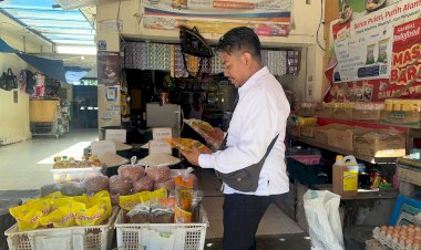 Memasuki-Bulan-Ramadhan,-Satgas-Pangan-Polresta-Kupang-Kota-Lakukan-Sidak-Bahan-Pokok-di-Pasar-Oebobo.