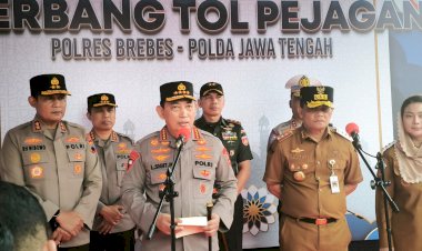 Kapolri-Turun-ke-Posko-Terpadu,-Pastikan-Kesiapan-Personel-Operasi-Ketupat-2025