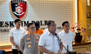 Polri-Bongkar-Kasus-Besar-Peredaran-Sianida-Ilegal,-Amankan-6.000-Drum-di-Surabaya-dan-Pasuruan