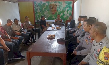 Kapolsek-Akp-Fery,-“Coffee-Morning”-Bersama-Personel-Polsek-Maulafa.