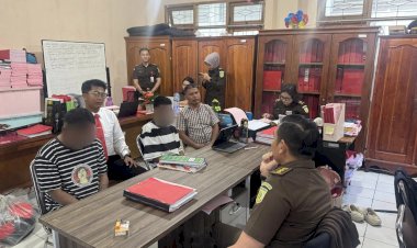 Satreskrim-Polresta-Kupang-Kota-Limpahkan-Tersangka-Kasus-Pembunuhan-ke-Kejaksaan
