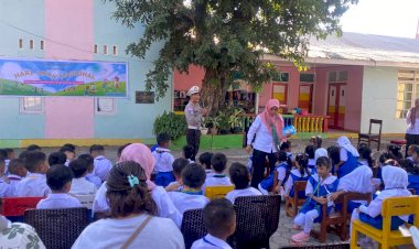 “Polisi-Sahabat-Anak”,-Polsek-Alak-Tanamkan-Kesadaran-Keselamatan-Sejak-Dini.