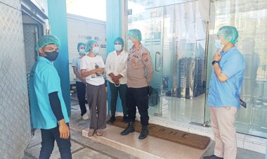 Kapolsek-Maulafa-Lakukan-Monitoring-ke-Tiga-Dapur-MBG-di-Kecamatan-Maulafa