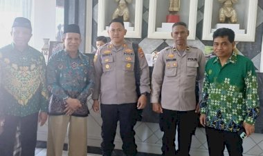 Hari-Pertama-Menjabat,-Kapolsek-Kota-Lama-AKP-Rachmat-Hidayat-Jalin-Silaturahmi-dengan-Pimpinan-Muhammadiyah-NTT.
