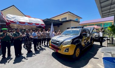 Polresta-Kupang-Kota-Gelar-Pangan-Murah,-4-Ton-Beras-Terdistribusi-ke-Masyarakat.