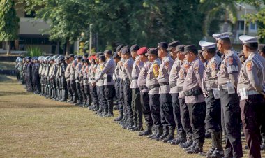 Polresta-Kupang-Kota-Siapkan-Ratusan-Personel,-Amankan-Rencana-Aksi-Damai-di-Kantor-DPRD-Provinsi-NTT.