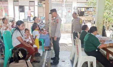 Kapolsek-Maulafa-Kunjungi-Posyandu-BTN-2-Kolhua,-Beri-Apresiasi-dan-Motivasi-untuk-Pelayanan-Kesehatan-Masyarakat.