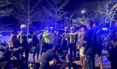 Polresta-Kupang-Kota-dan-TNI-Gelar-Patroli-Gabungan-Cipta-Kondisi-di-Wilayah-Kota-Kupang