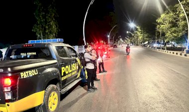 Polresta-Kupang-Kota-Gelar-Patroli-Lampu-Biru,-Antisipasi-Balap-Liar-dan-Gangguan-Kamtibmas.