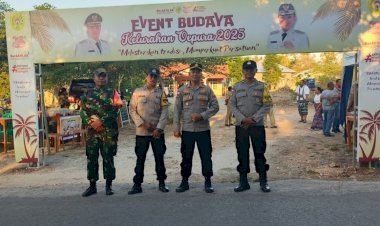 Kapolsek-Maulafa-Pimpin-Anggota-Amankan-Pembukaan-Festival-Budaya-Kelurahan-Oepura-Tahun-2025