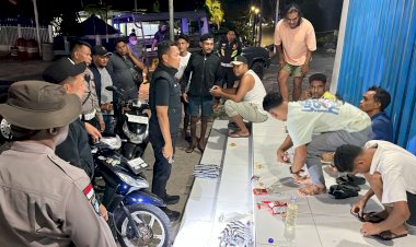 Polsek-Maulafa-Gencar-Patroli,-Tegas-Bubarkan-Kelompok-Pemuda-Konsumsi-Miras-dan-Pesta-Melewati-Waktu-di-Malam-Hari.