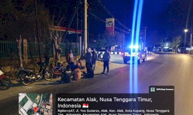 Polsek-Alak,-Polresta-Kupang-Kota-Gelar-Patroli-Dialogis-Malam-Hari-untuk-Ciptakan-Situasi-Kamtibmas-Kondusif.