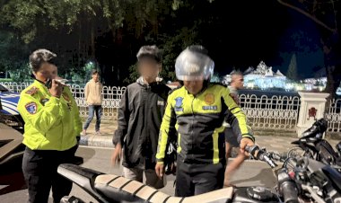 Cegah-Balap-Liar-dan-Knalpot-Bising,-Sat-Lantas-Polresta-Kupang-Kota-Amankan-Delapan-Sepeda-Motor.