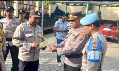 Apel-Pagi-di-Polsek-Kota-Raja.-Kanit-Provost-Gelar-Razia-Mendadak,-Kapolsek-Ikut-Turun-Tangan.