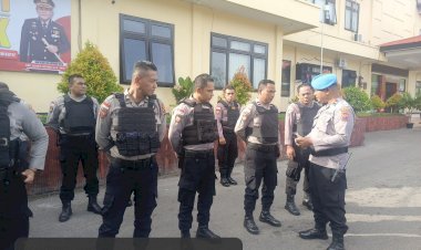 Propam-Polresta-Kupang-Kota-Periksa-Sikap-Tampang-dan-Kelengkapan-Personel-Pamobvit-Satsamapta.