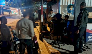 Nongkrong-dan-Konsumsi-Miras-Hingga-Dini-Hari,-Kelompok-Pemuda-di-Sikumana-Dibubarkan-Patroli-Polsek-Maulafa.