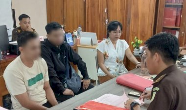 Polsek-Kota-Raja,-Polresta-Kupang-Kota-Serahkan-Tersangka-Kasus-Pencabulan-Anak-ke-Kejaksaan.