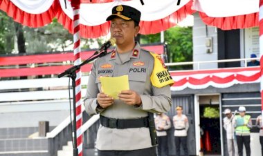 Wakapolda-NTT-Pimpin-Apel-Gelar-Pasukan-Operasi-Lilin-Turangga-2025,-Siap-Amankan-Natal-2025-dan-Tahun-Baru-2026.