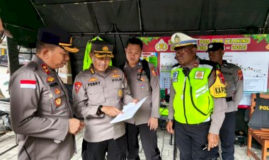 Wakapolresta-bersama-Tim-Datangi-Posko-Ops-Resta-dan-Cek-Kesiapan-Personel-Pos-Pengamanan