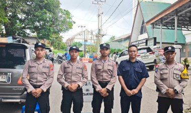 Ciptakan-Rasa-Aman,-Polsek-Kota-Raja-Amankan-Ibadah-Perjamuan-Kudus.