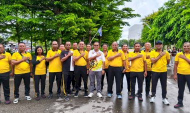 Sabtu-Semangat!-Momen-Keakraban-Gubernur-NTT-dan-Polresta-Kupang-Kota-Saat-Olahraga-Pagi-di-El-Tari.