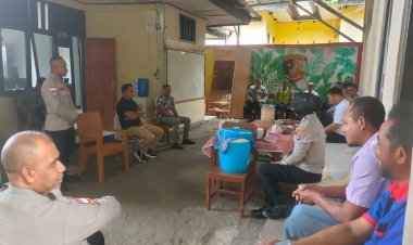 Polsek-Maulafa-Gelar-Syukuran-Kenaikan-Pangkat-Personel-dan-Tahun-Baru-:-Simbol-Kebersamaan-dan-Semangat-Baru