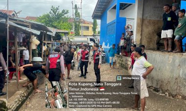 Satsamapta-Polresta-Kupang-Kota-Bubarkan-Judi-Sabung-Ayam-di-Pasar-Oebobo