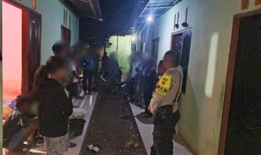 Bhabinkamtibmas-Naimata-Sigap-Redam-Keributan-Antar-Pemuda-di-Naimata,-Situasi-Kembali-Kondusif.